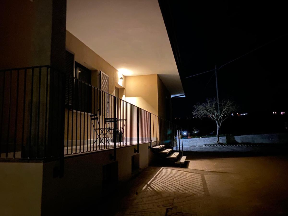 La Casa In Rivalta Villa Verduno Buitenkant foto